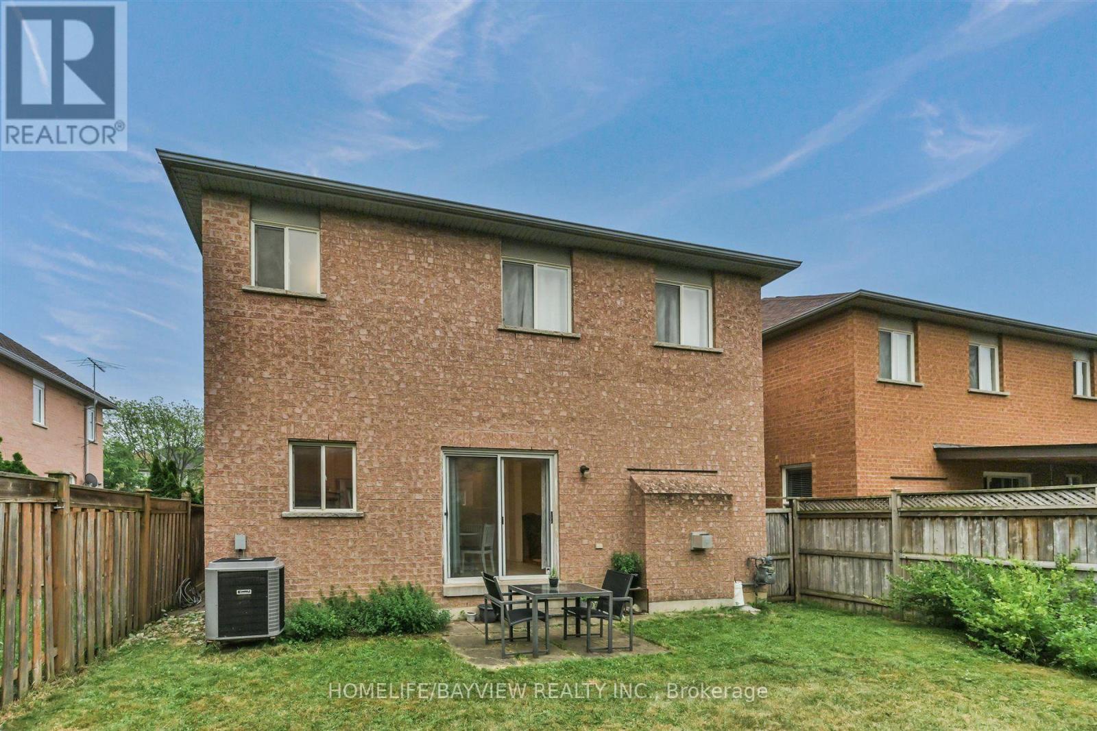 26 Honeyview Street Property Photo 29