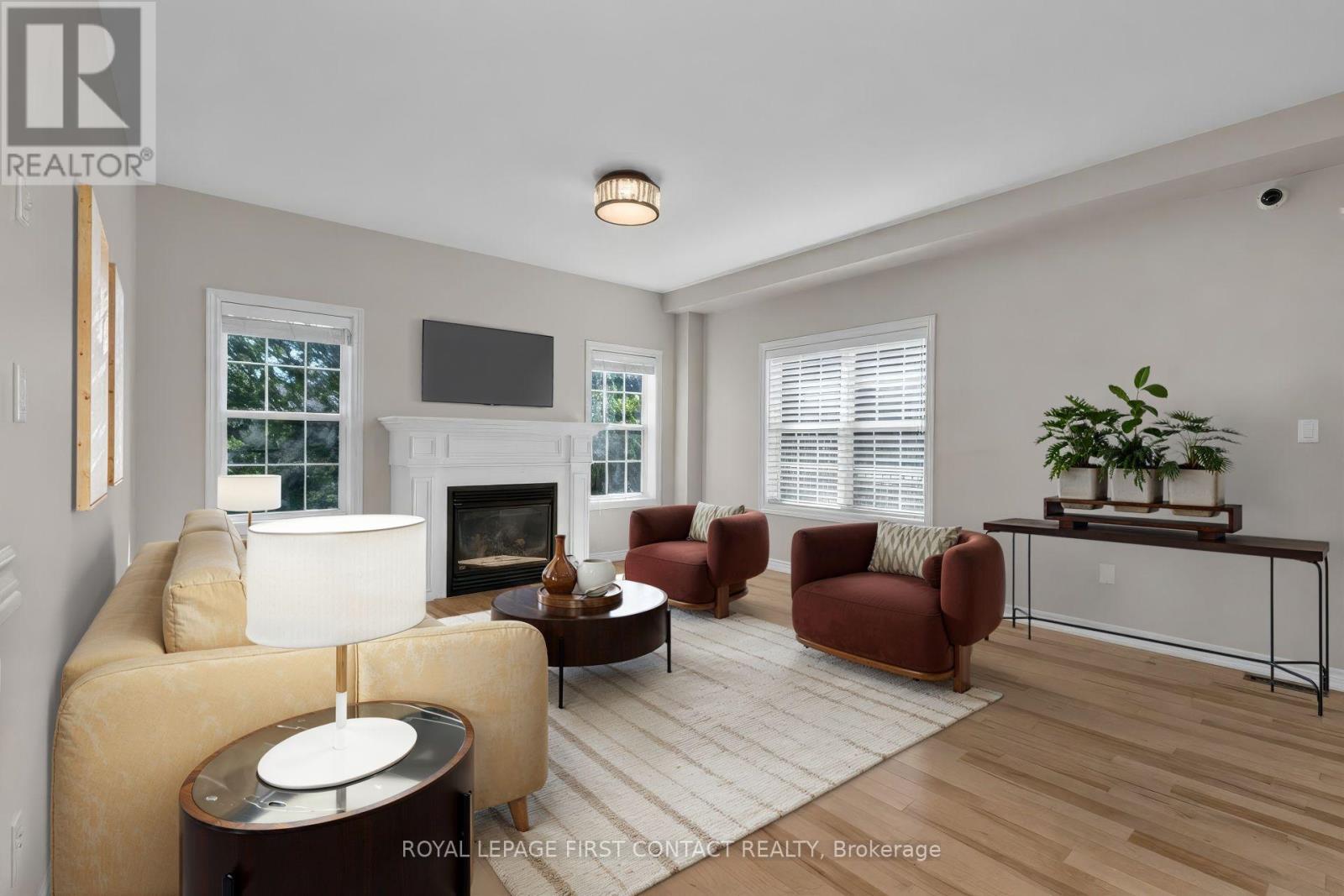 43 Vanderpost Crescent Property Photo 6