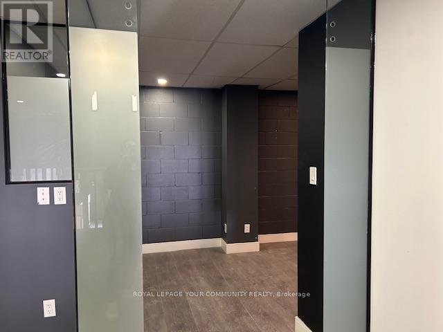 4 - 610 Bowes Road Property Photo 11
