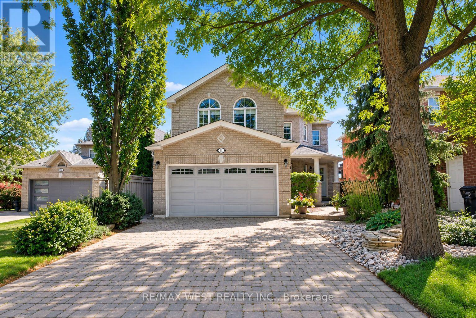 303 TUPPER BOULEVARD Property Photo 1