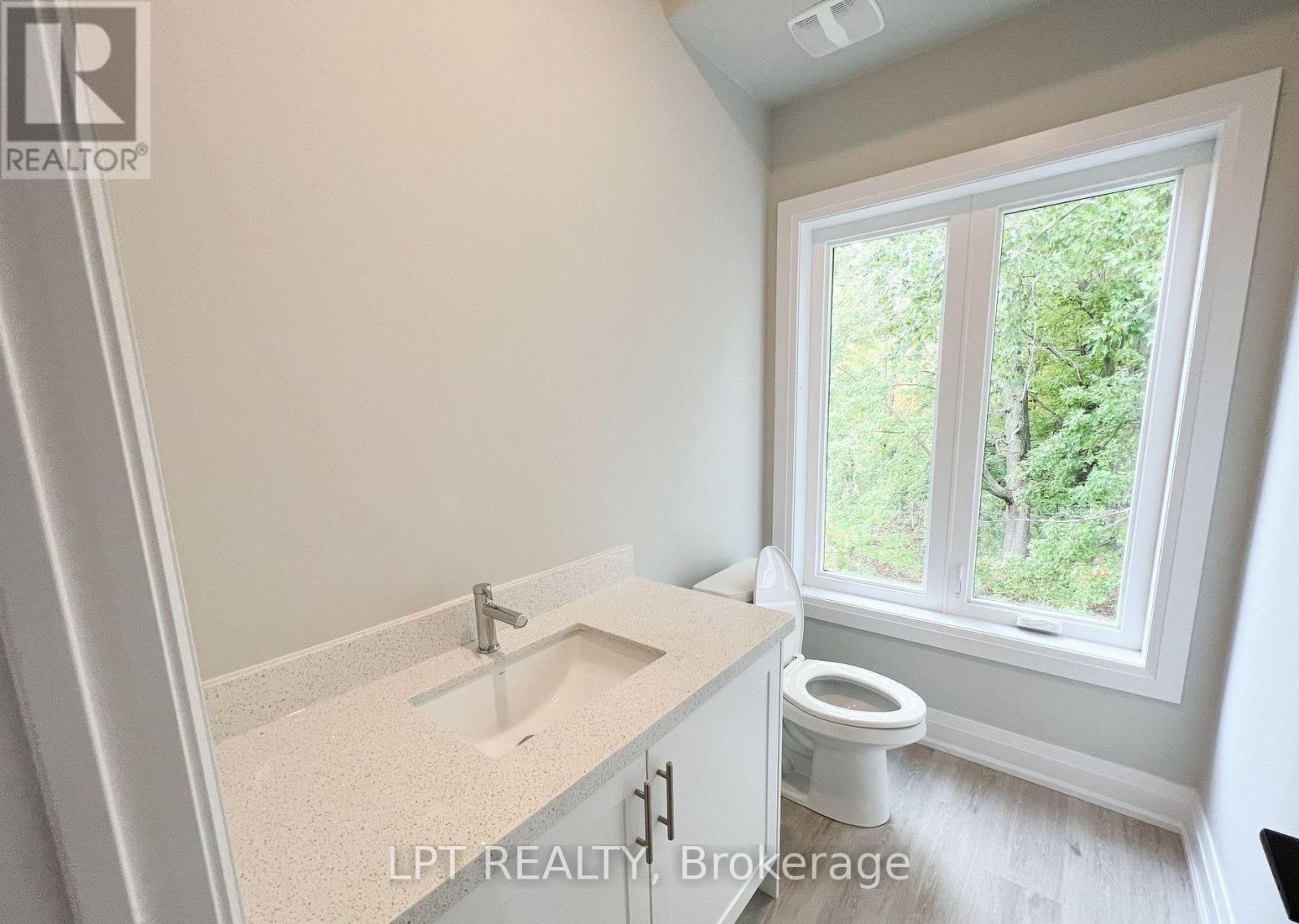 1482 Purchase Pl Place Property Photo 5