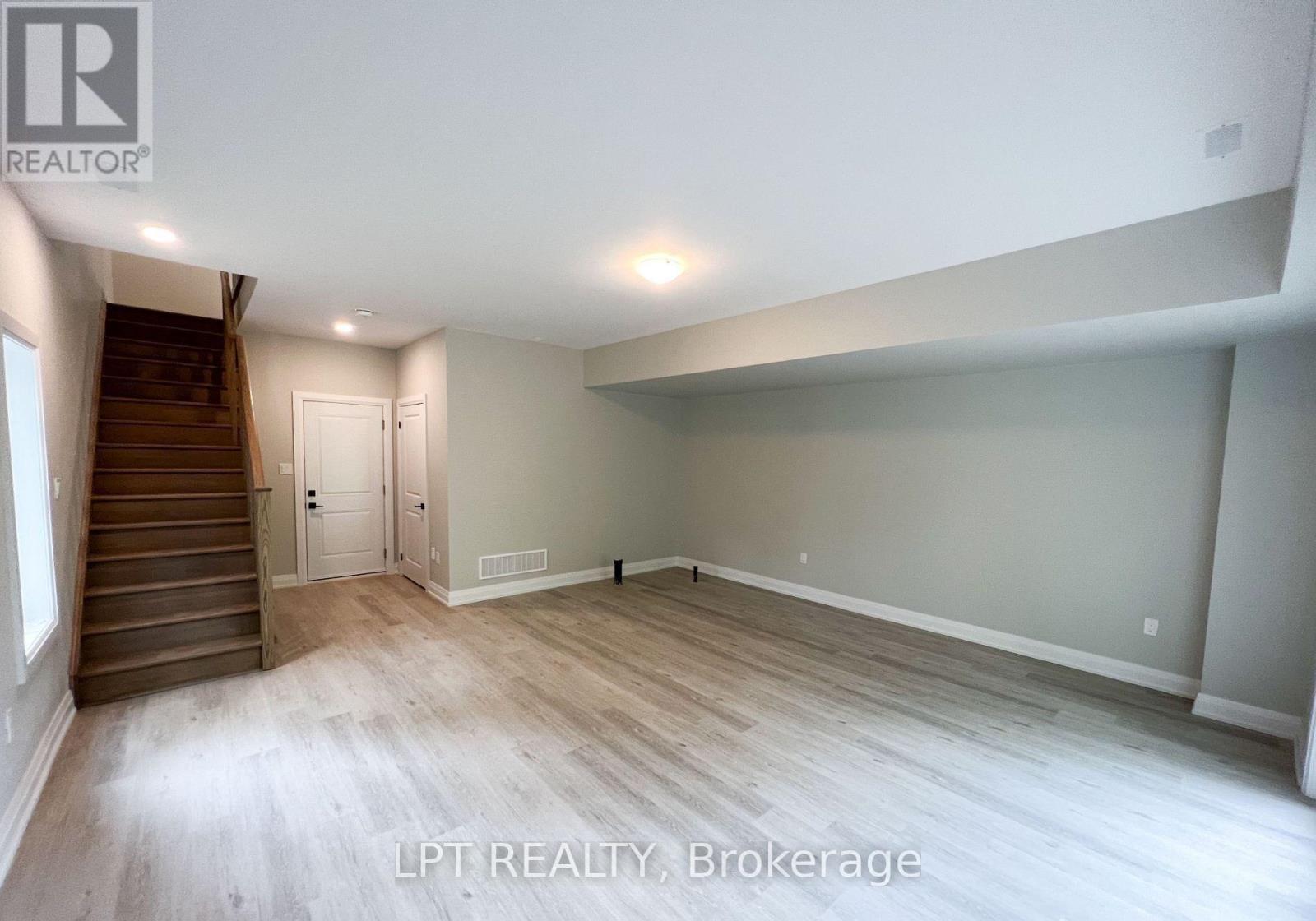 1482 Purchase Pl Place Property Photo 12