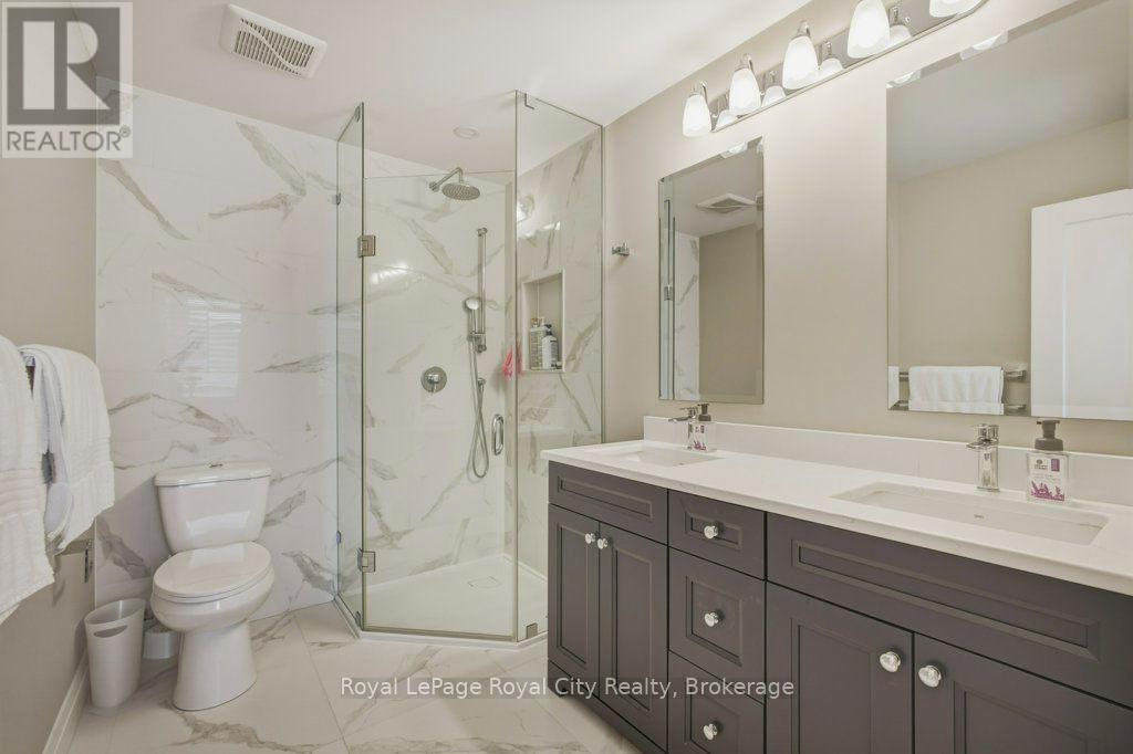236 Stanley Street Property Photo 16