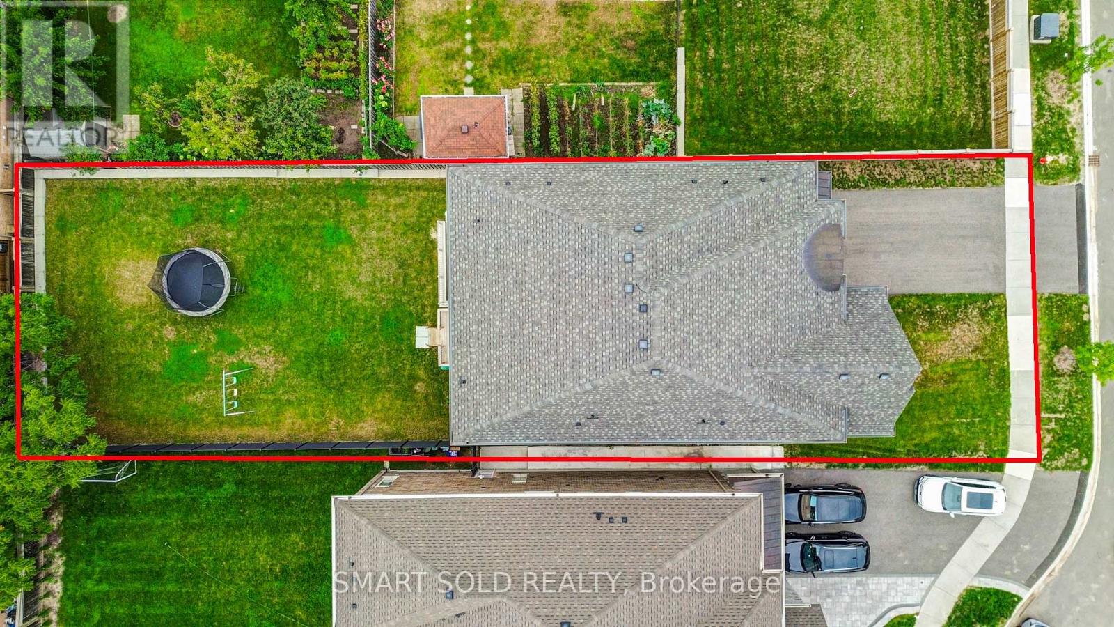 2 Menotti Drive Property Photo 4