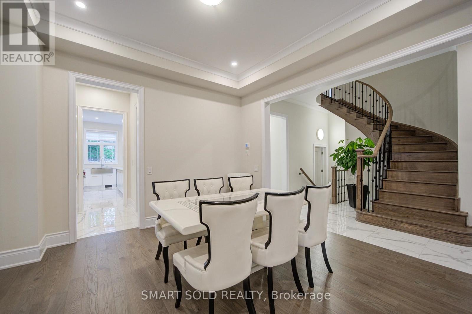 2 Menotti Drive Property Photo 13