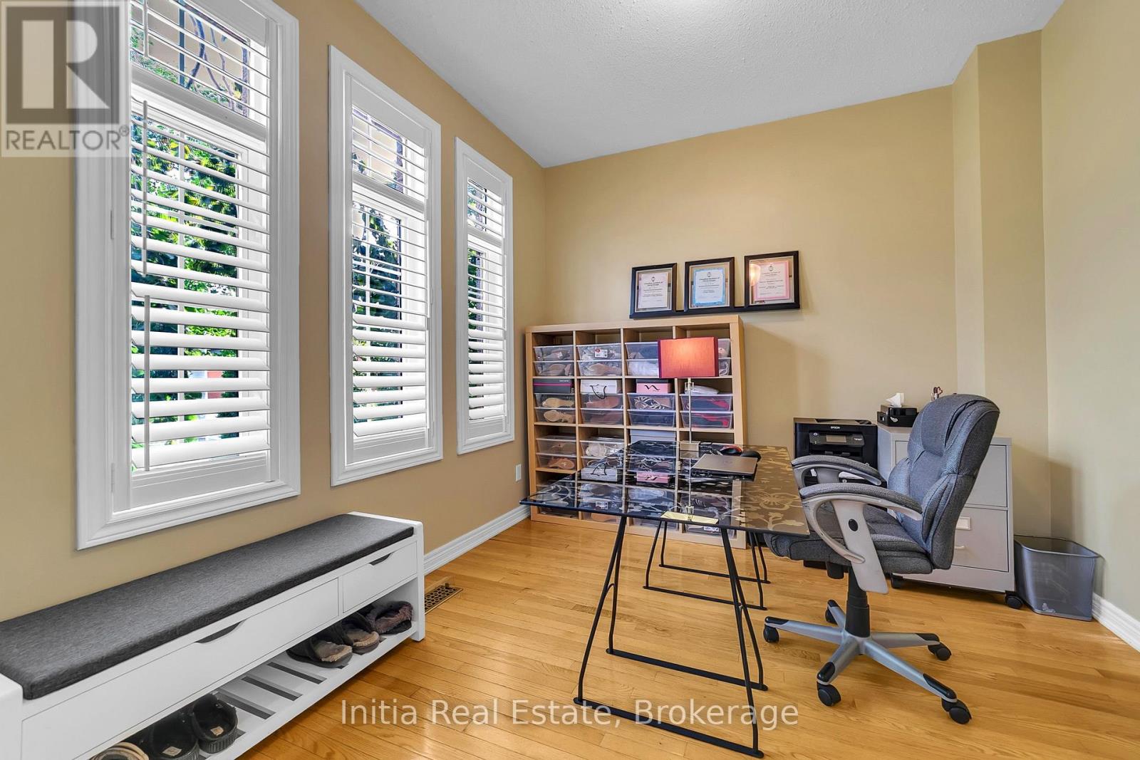 278 Fossil Hill Road E Property Photo 3
