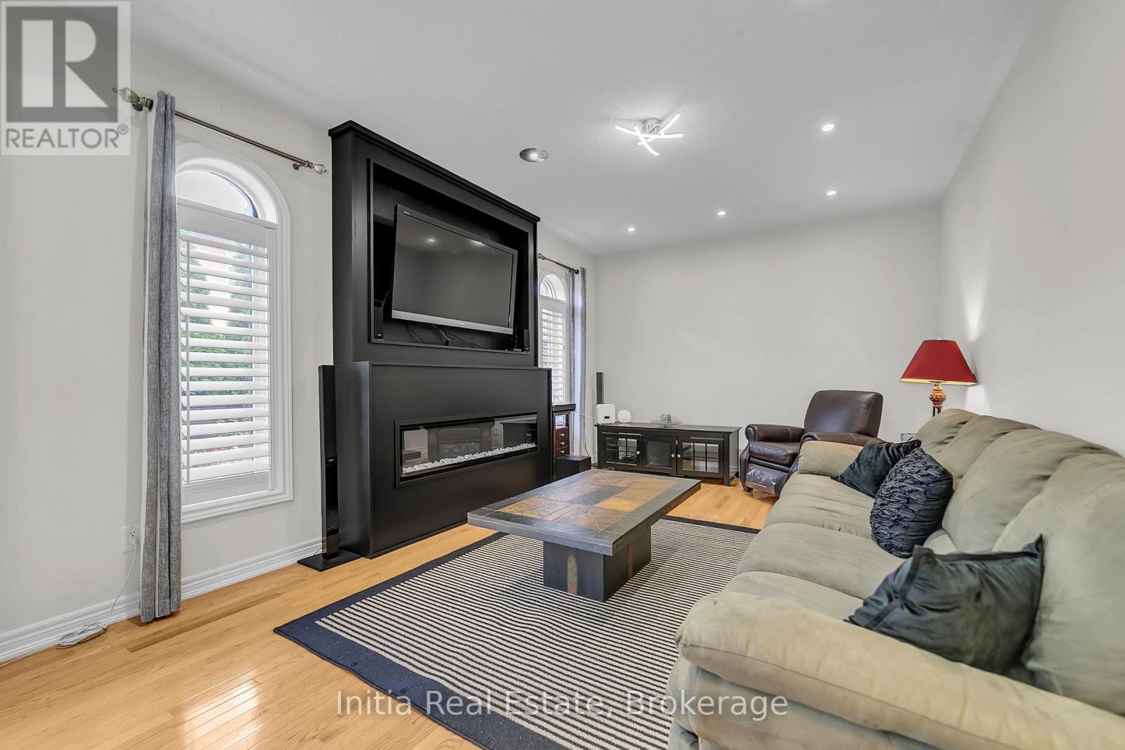 278 Fossil Hill Road E Property Photo 15