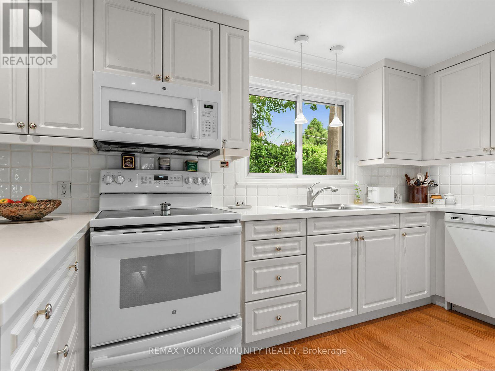 14 Apple Orchard Path Property Photo 13