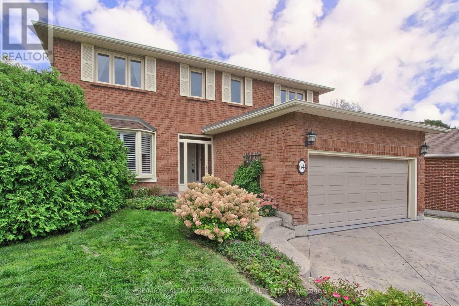 64 Golf Links Drive Property Photo 1