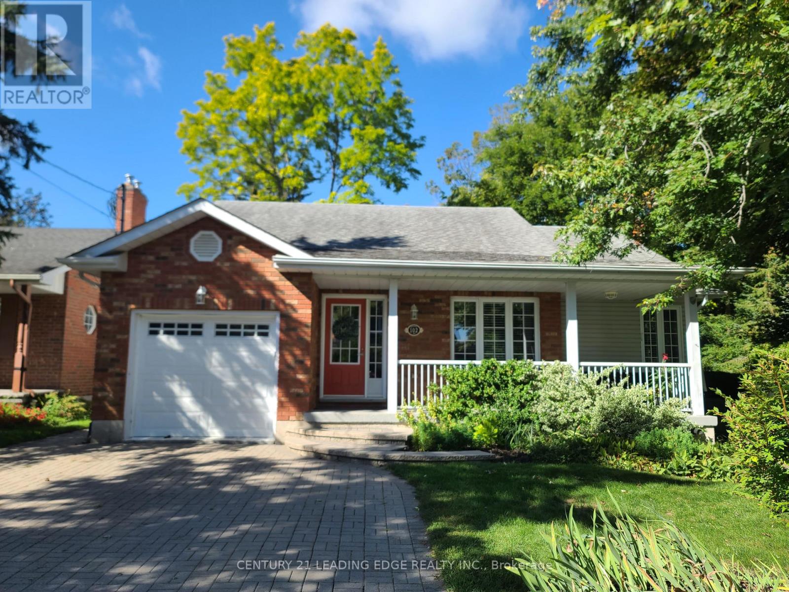 102 Second Avenue Property Photo 1