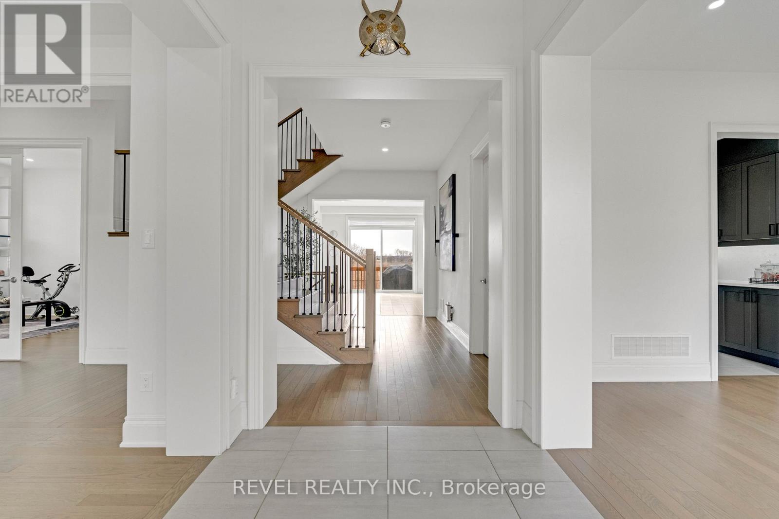 77 Marigold Boulevard Property Photo 14