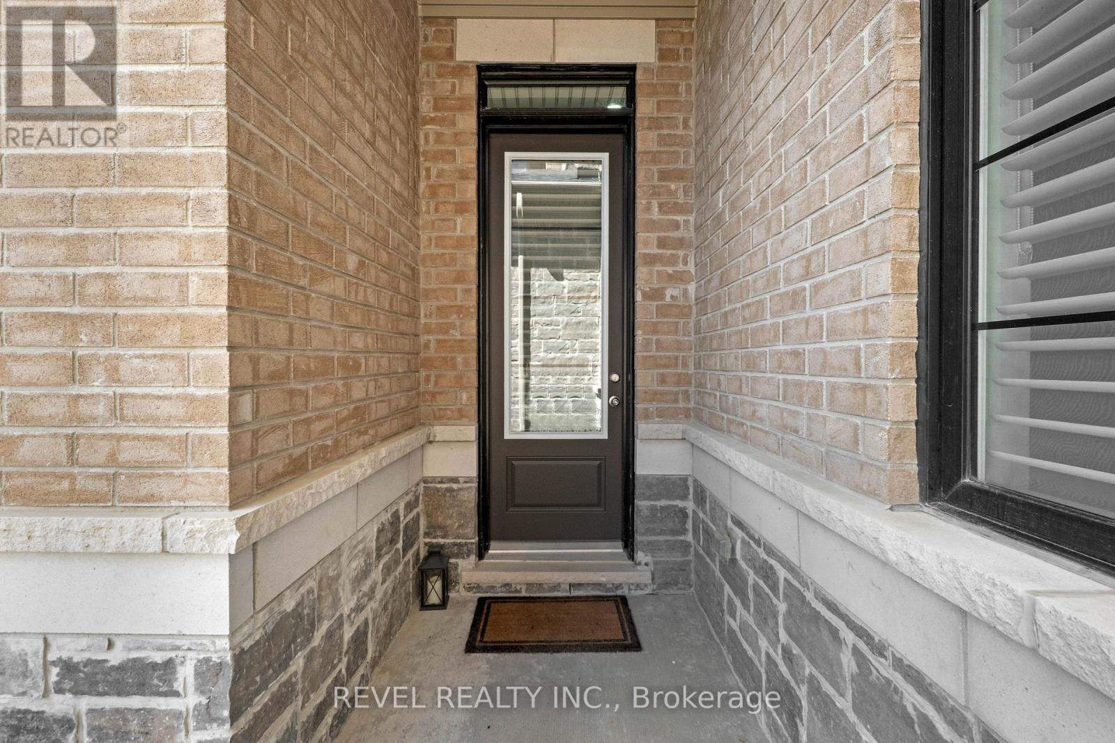 77 Marigold Boulevard Property Photo 24