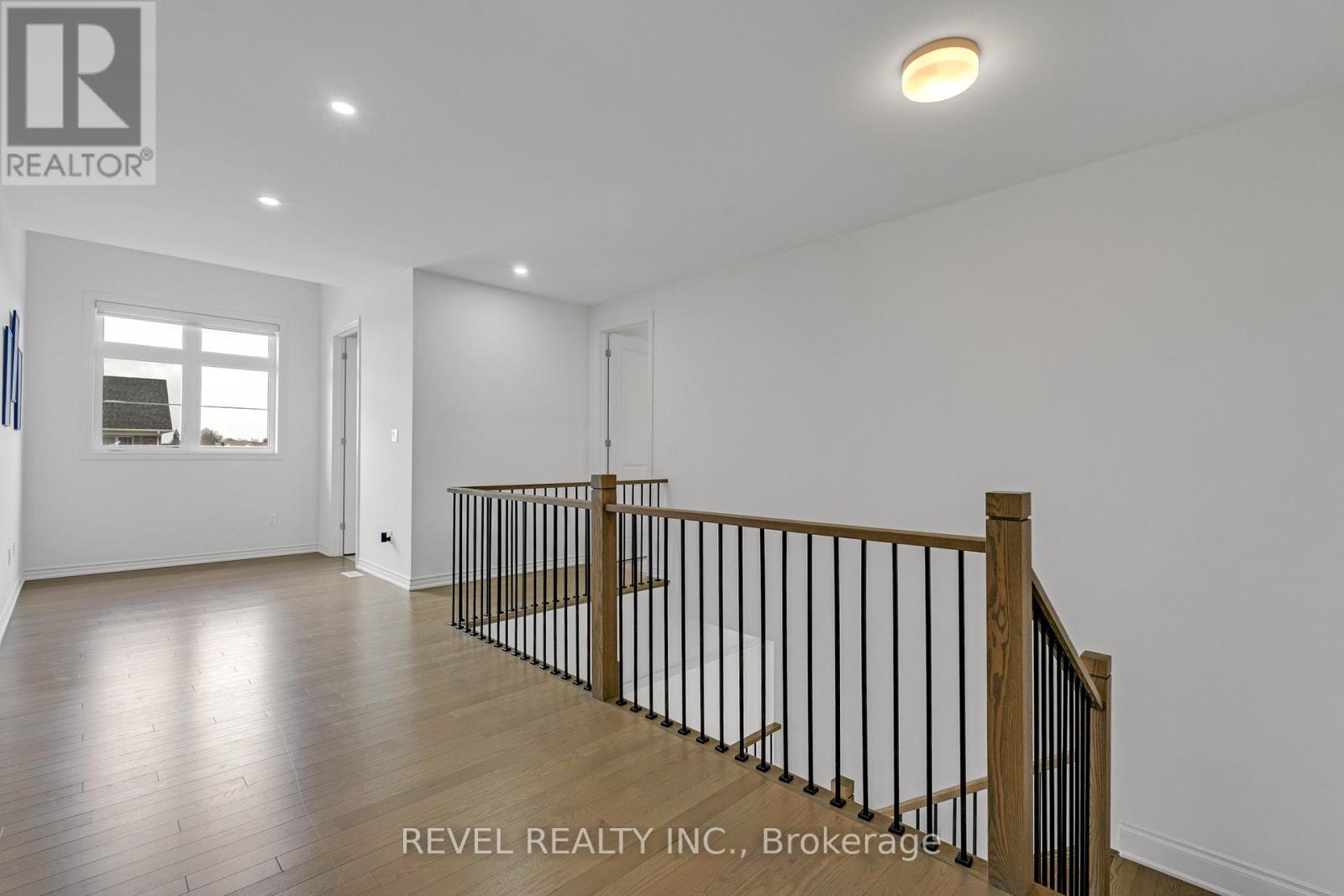 77 Marigold Boulevard Property Photo 26