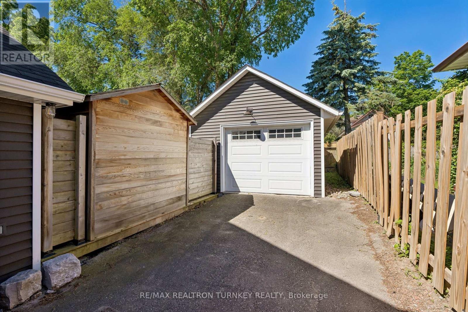 72 Vincent Street Property Photo 36