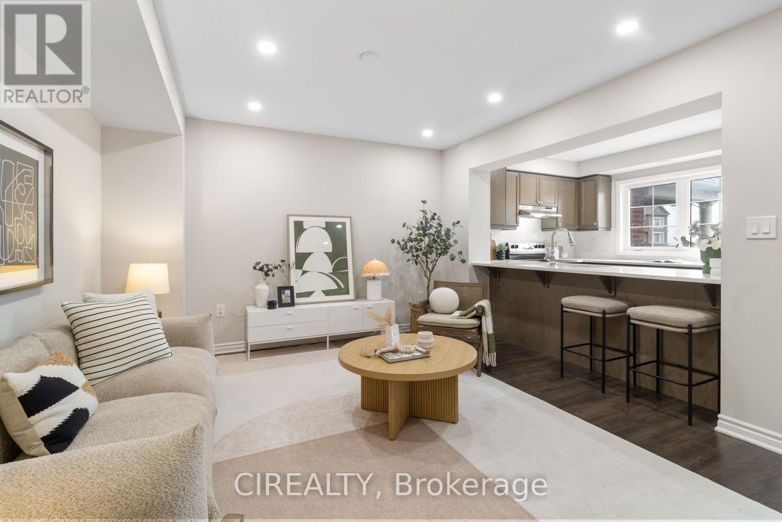 48 Casely Avenue Property Photo 2