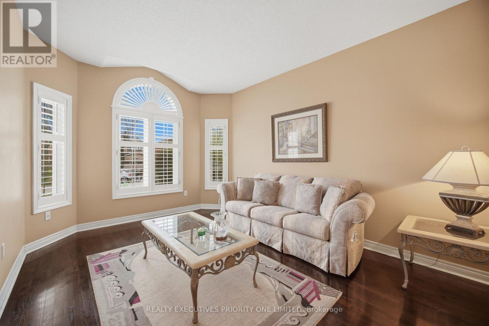 222 Caproni Drive Property Photo 8