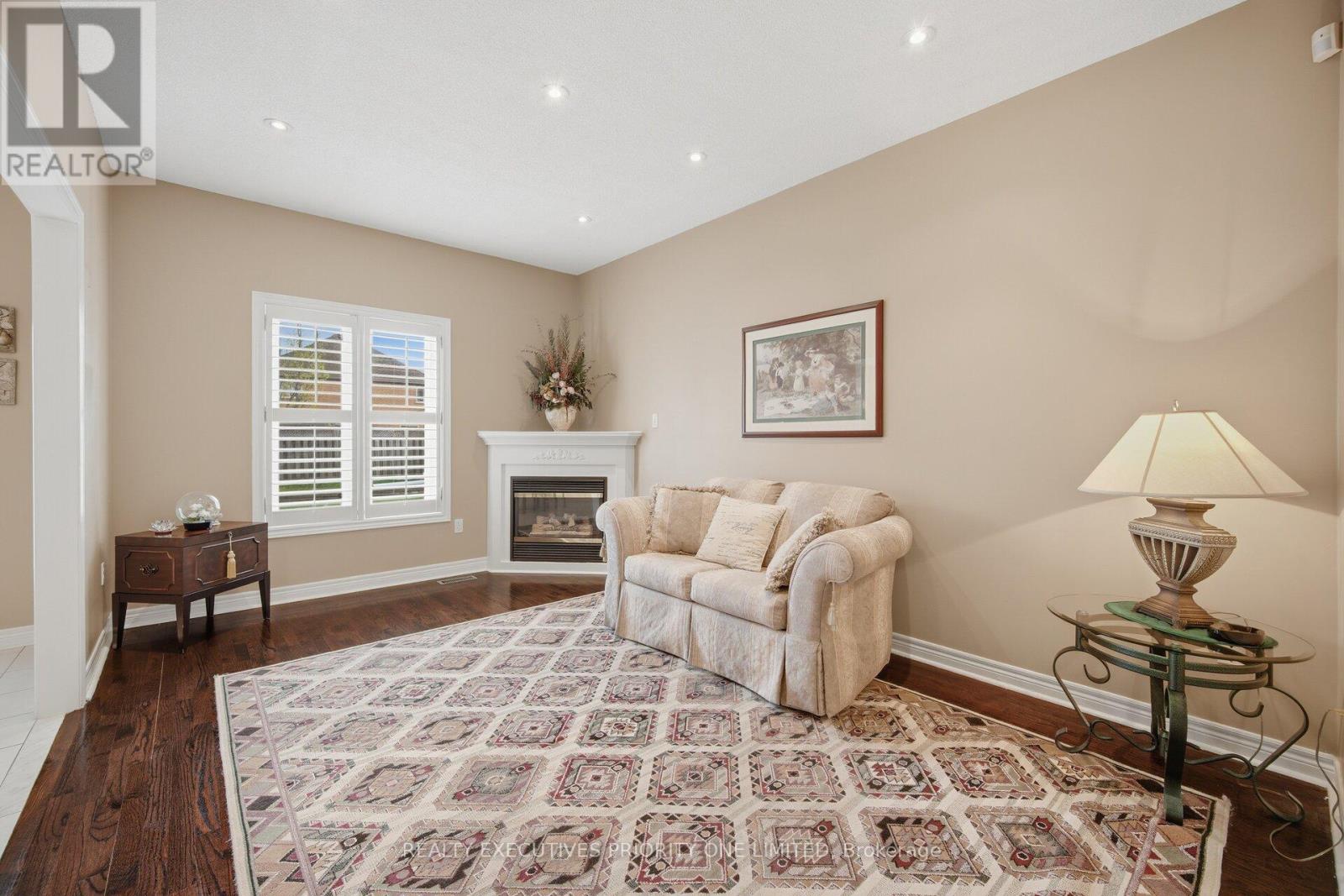 222 Caproni Drive Property Photo 17