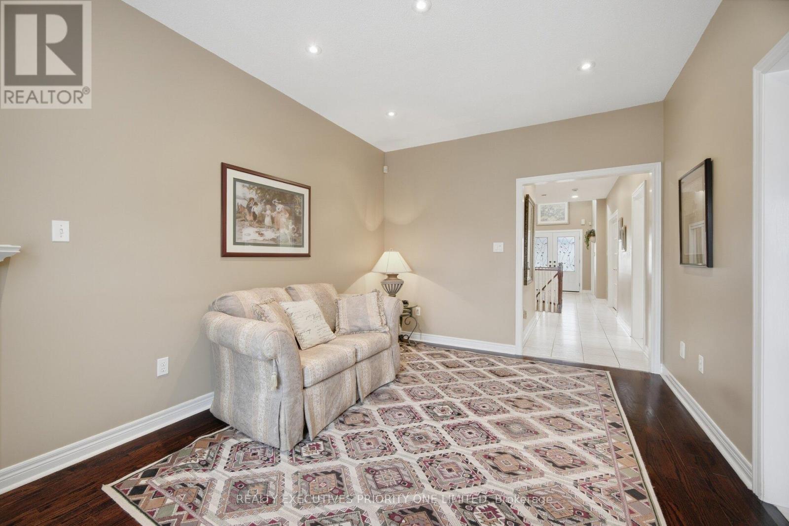 222 Caproni Drive Property Photo 18