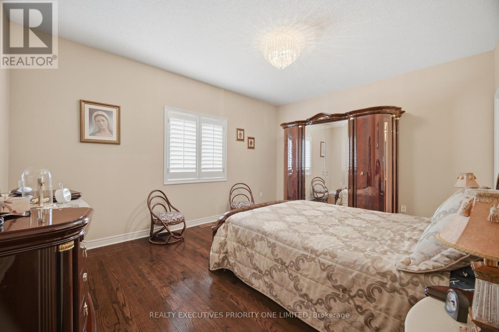 222 Caproni Drive Property Photo 19