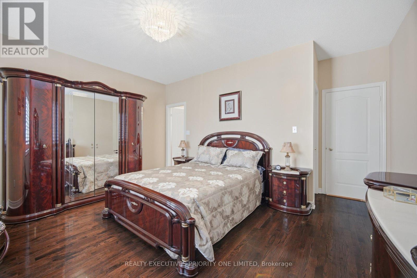 222 Caproni Drive Property Photo 20