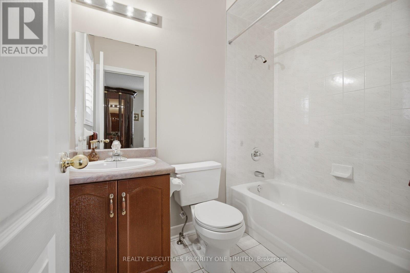 222 Caproni Drive Property Photo 22