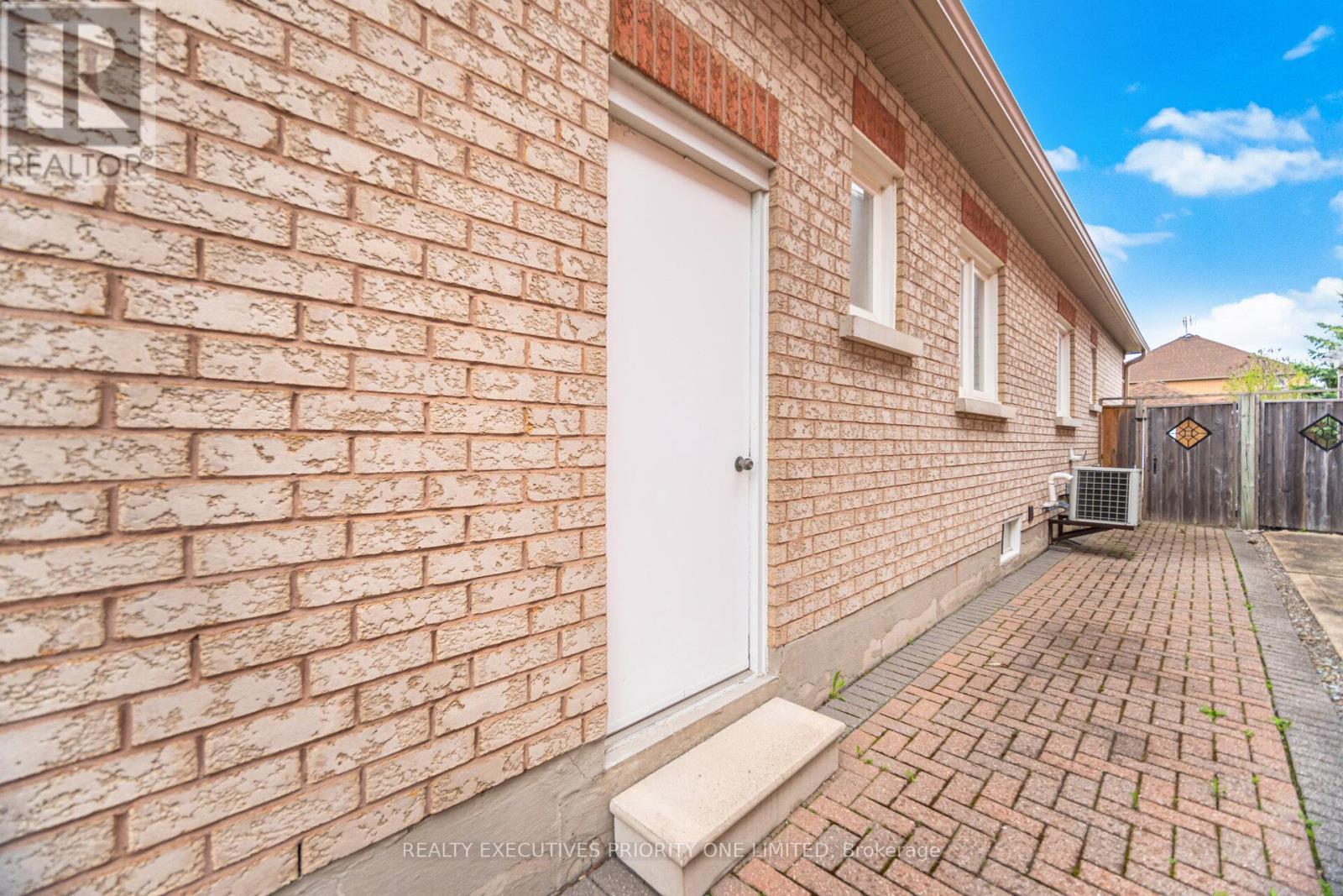 222 Caproni Drive Property Photo 31