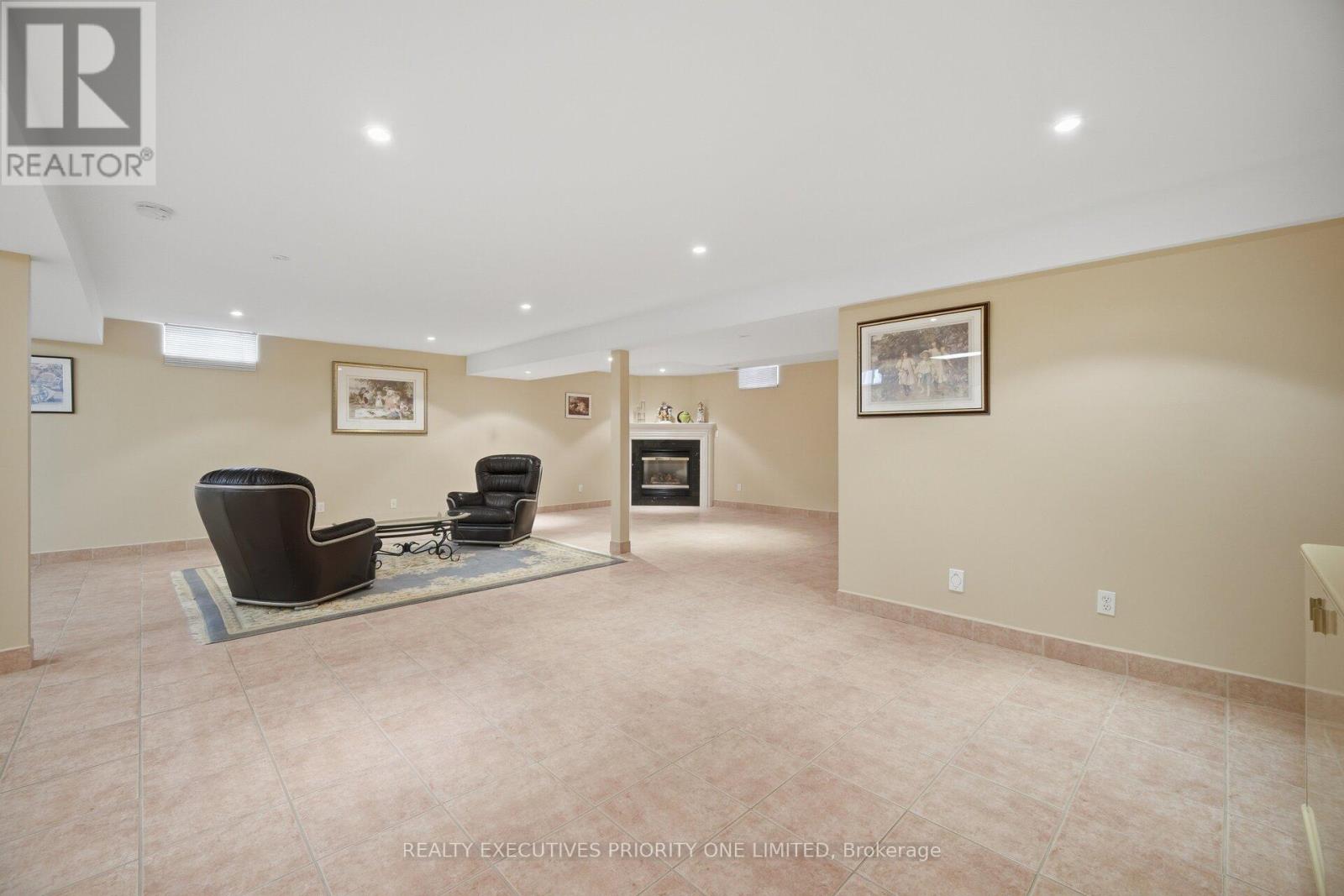 222 Caproni Drive Property Photo 36