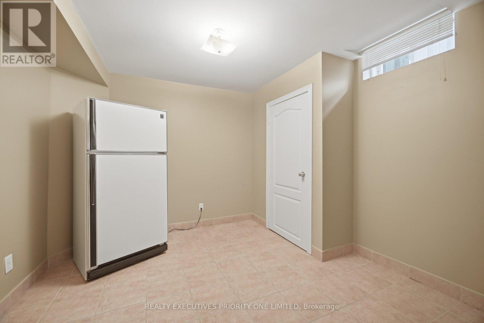 222 Caproni Drive Property Photo 38