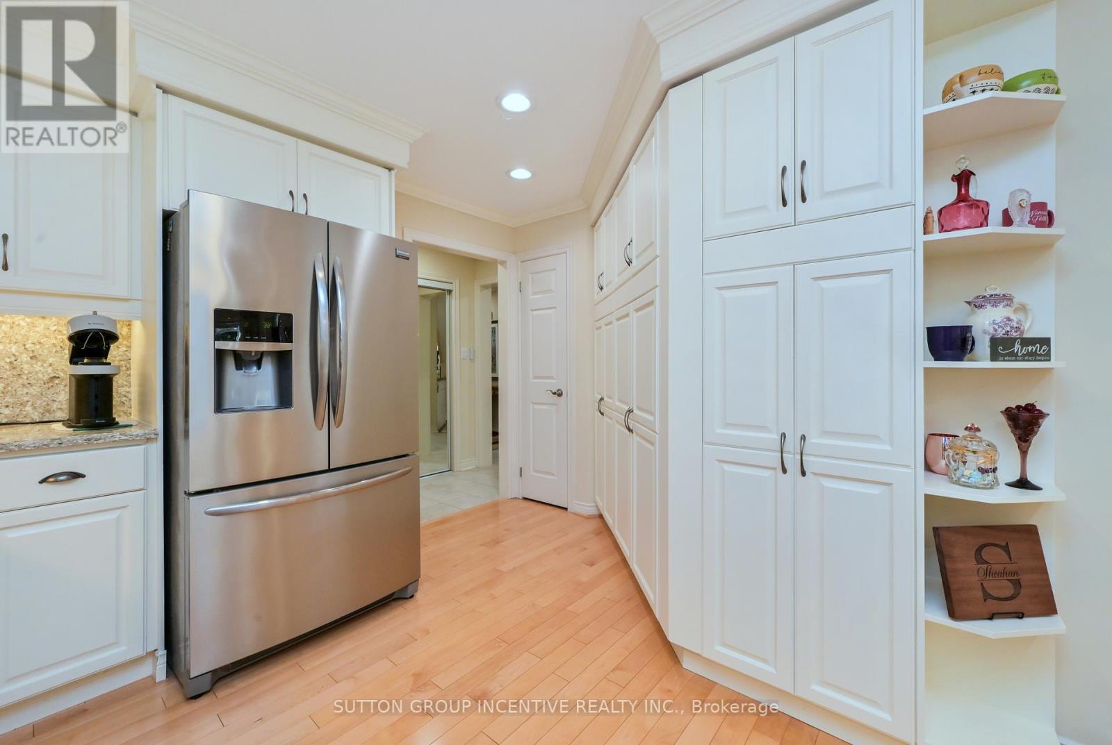 53 Sunset Boulevard Property Photo 6