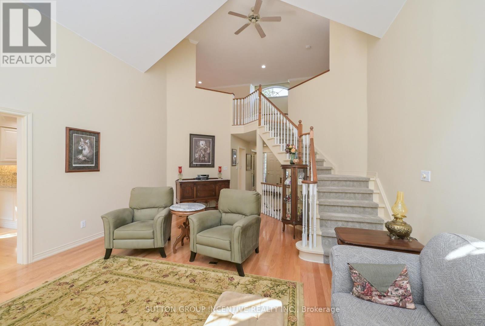 53 Sunset Boulevard Property Photo 11