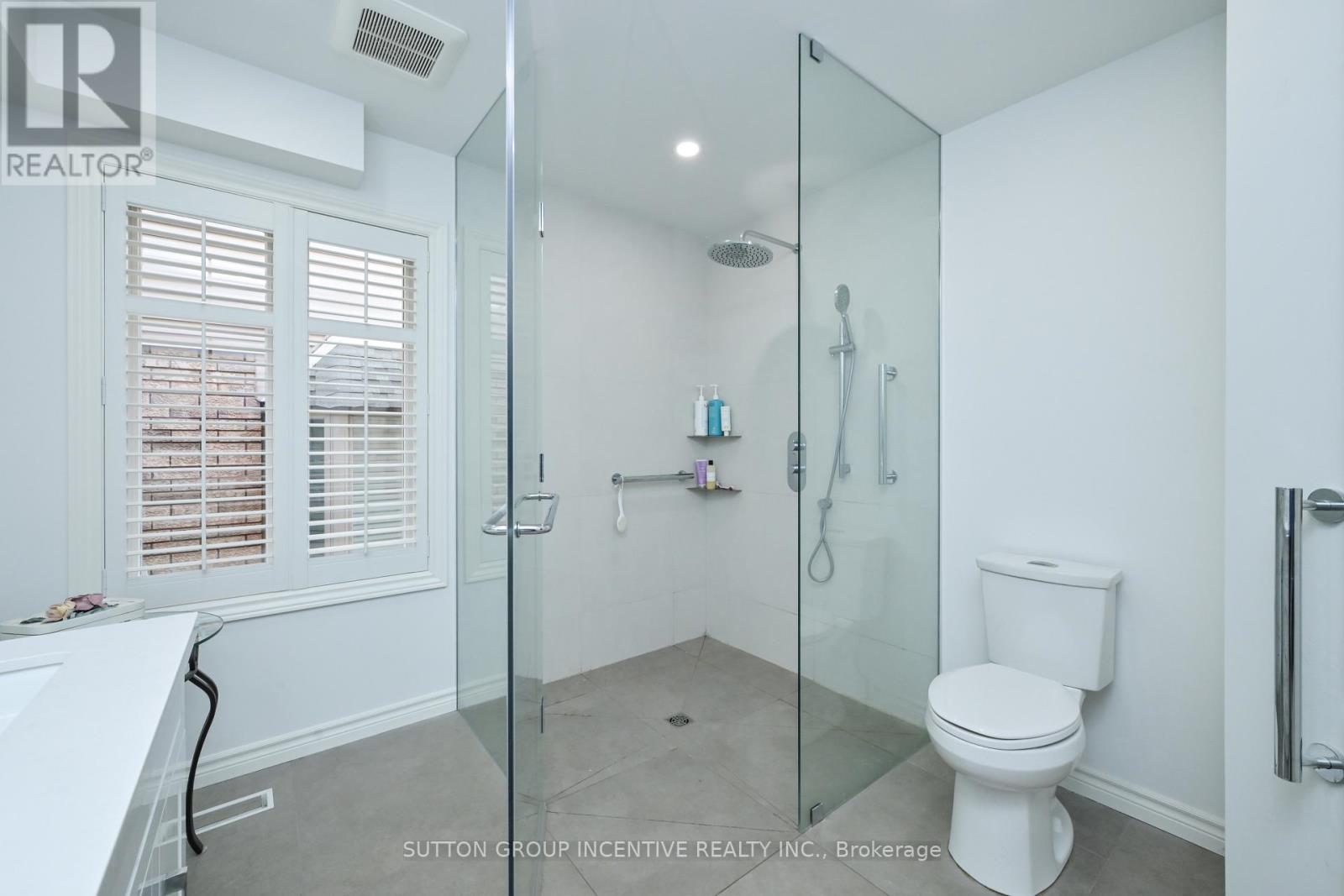 53 Sunset Boulevard Property Photo 16