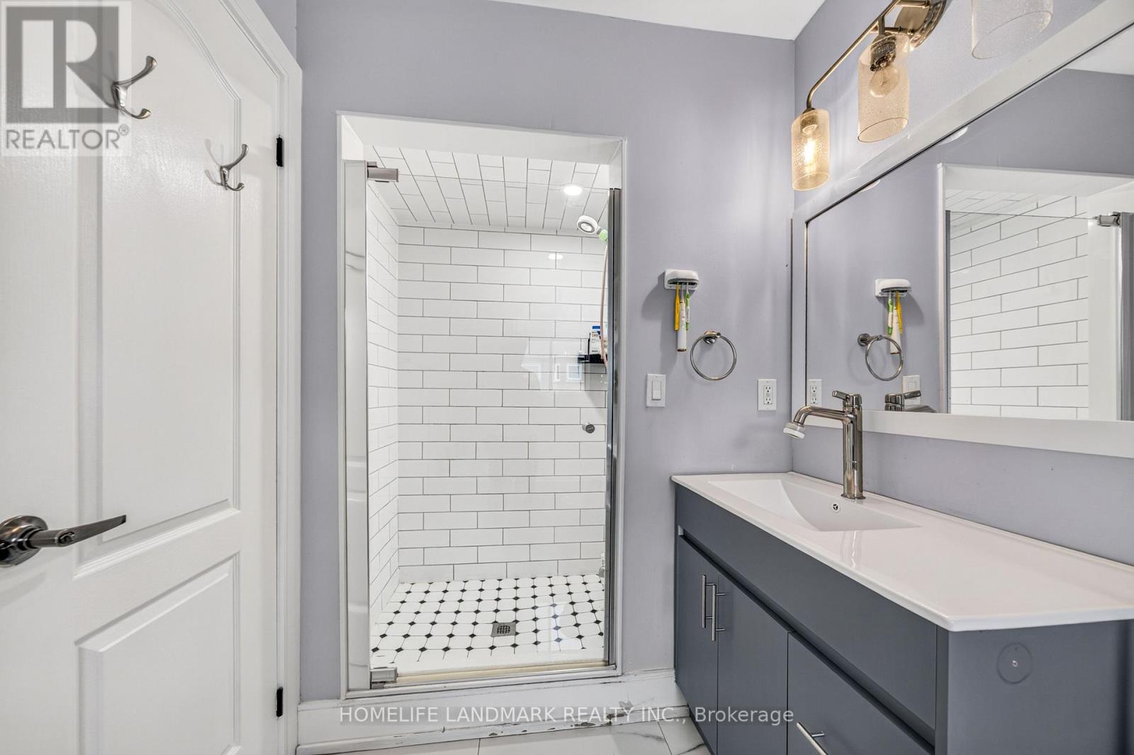 92 Denton Circle Property Photo 18