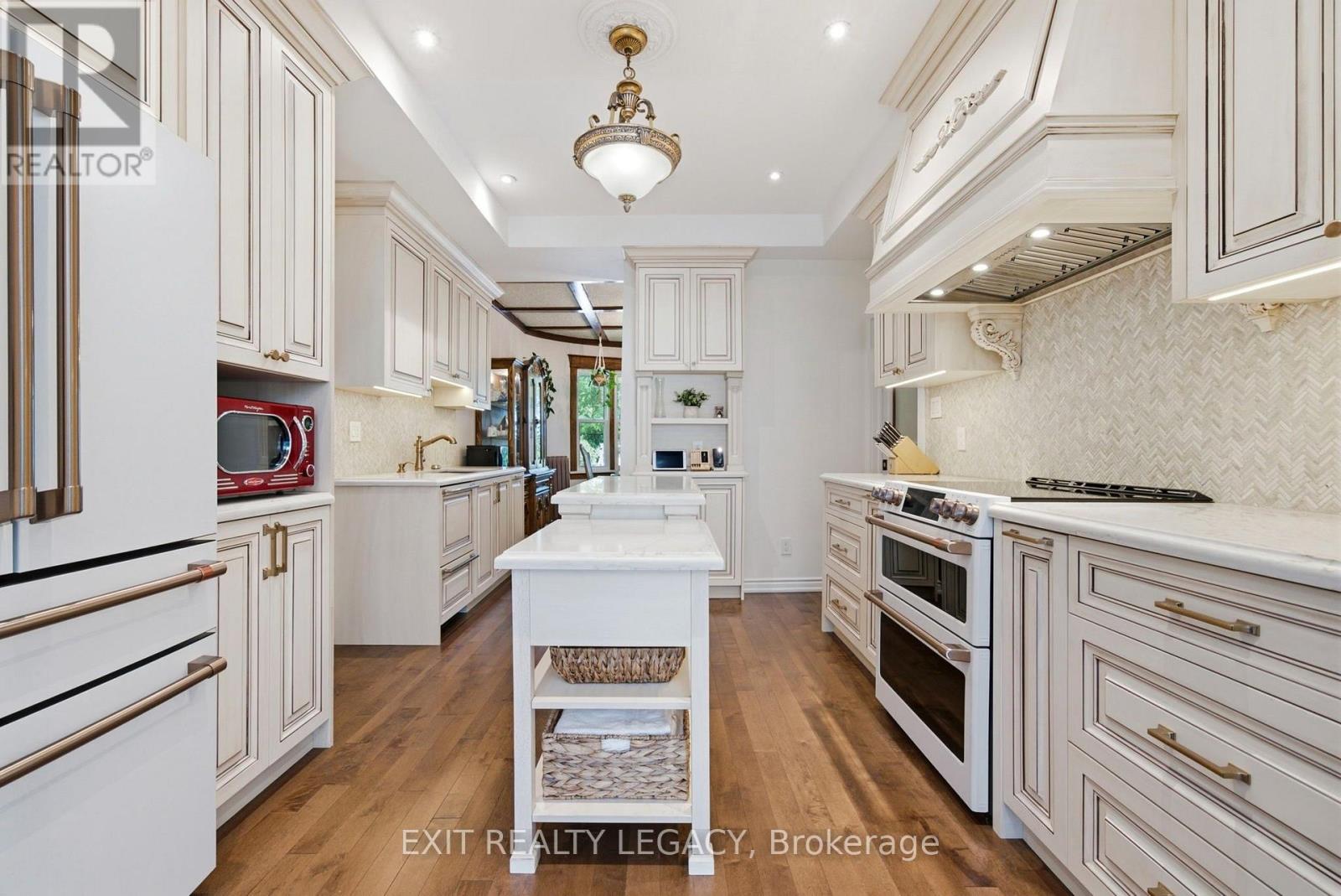 126 Temperance Street Property Photo 13