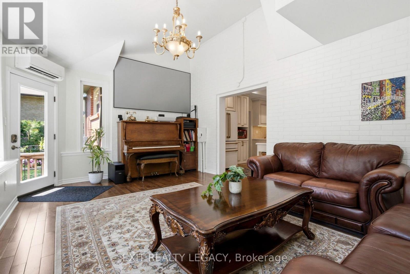 126 Temperance Street Property Photo 19