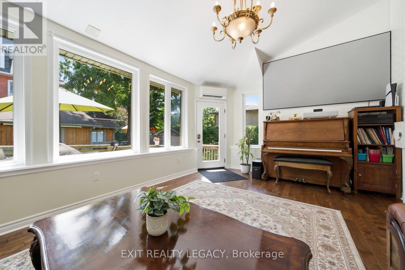 126 Temperance Street Property Photo 20