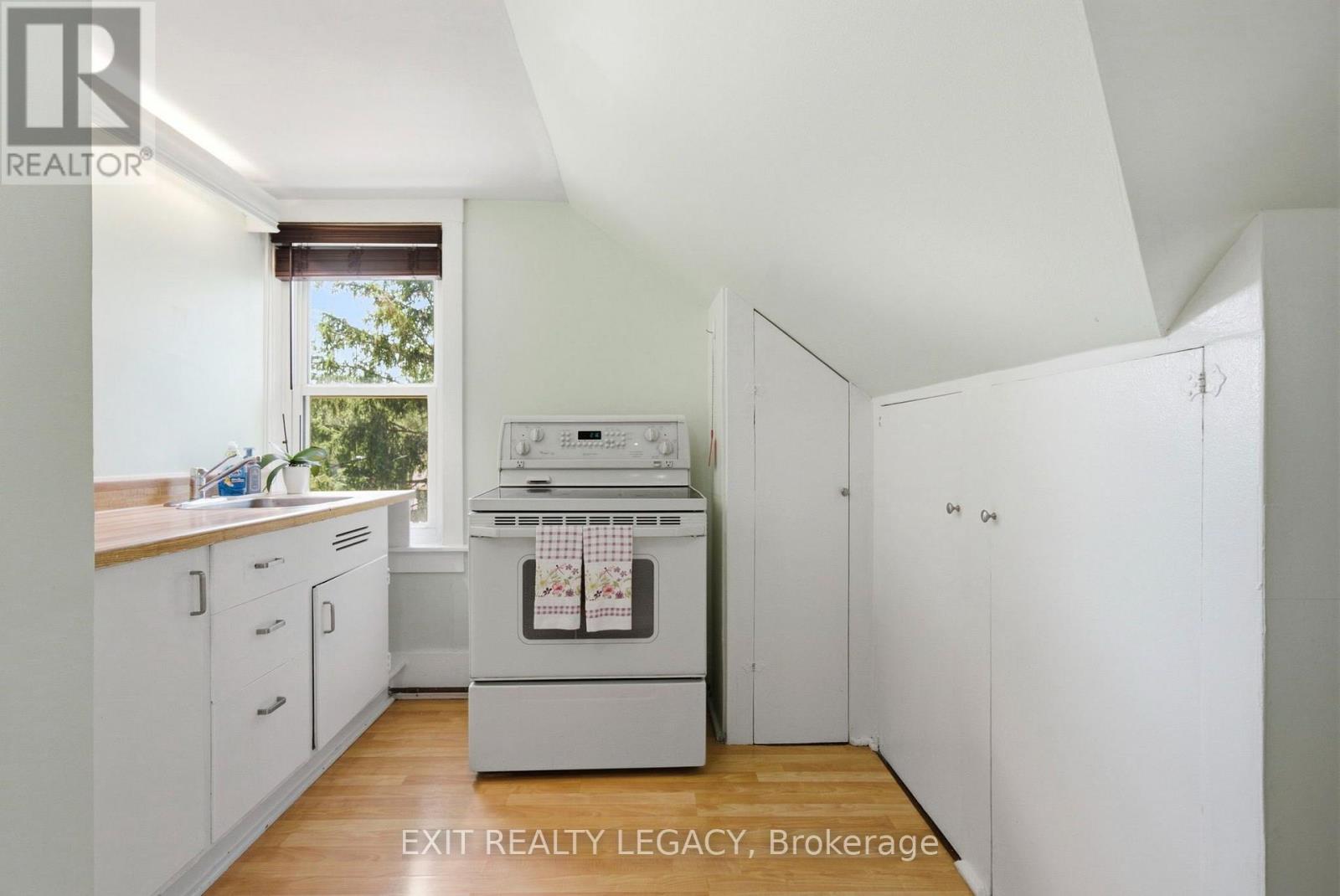 126 Temperance Street Property Photo 41