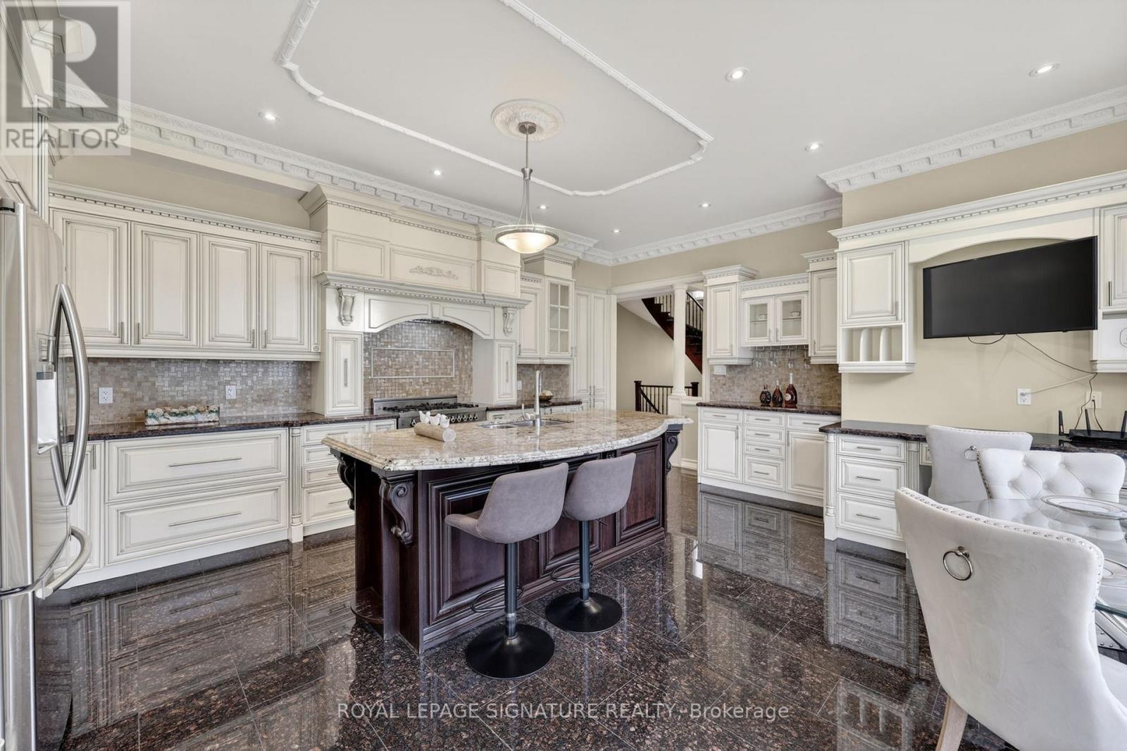 26 Alai Circle Property Photo 6