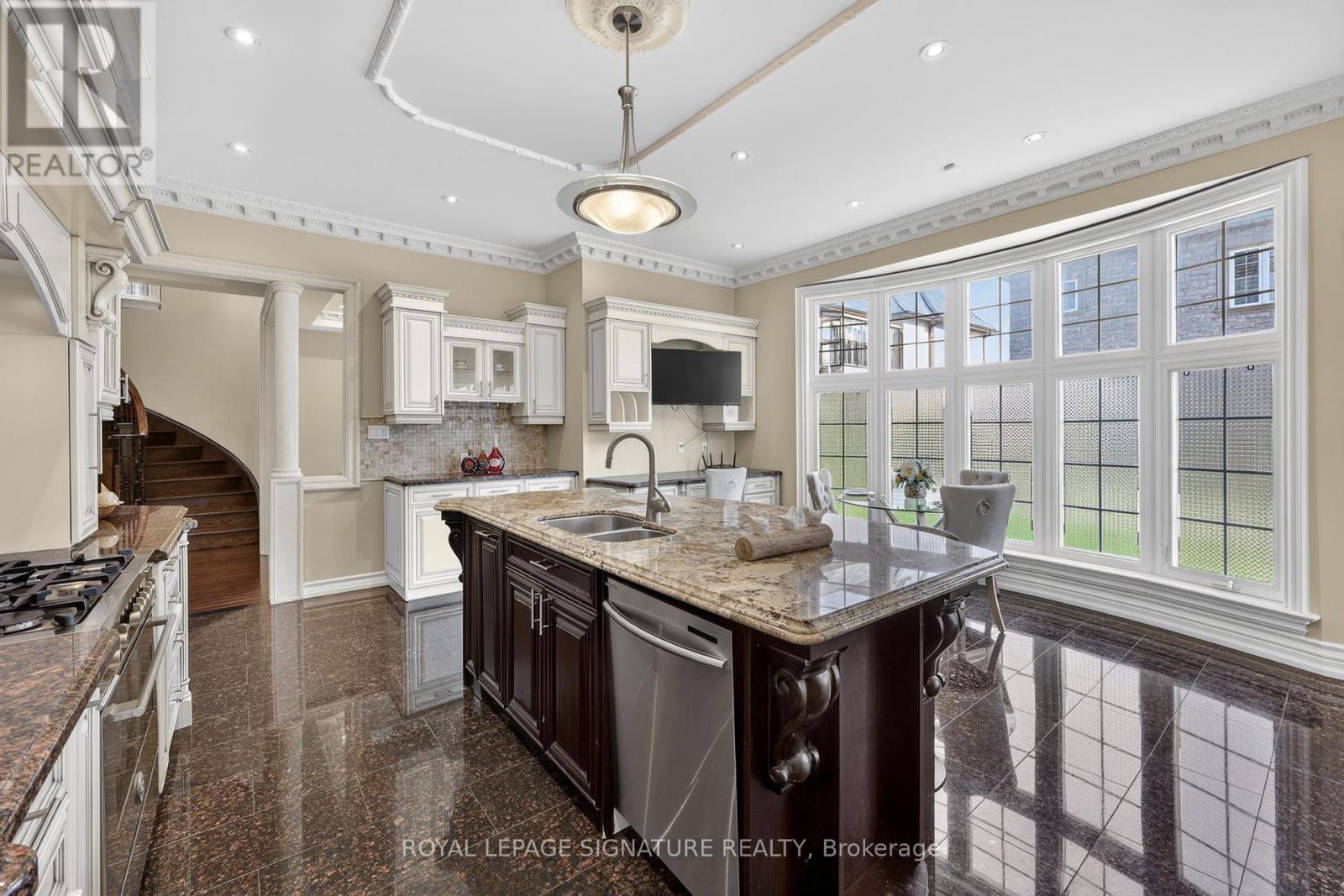 26 Alai Circle Property Photo 8