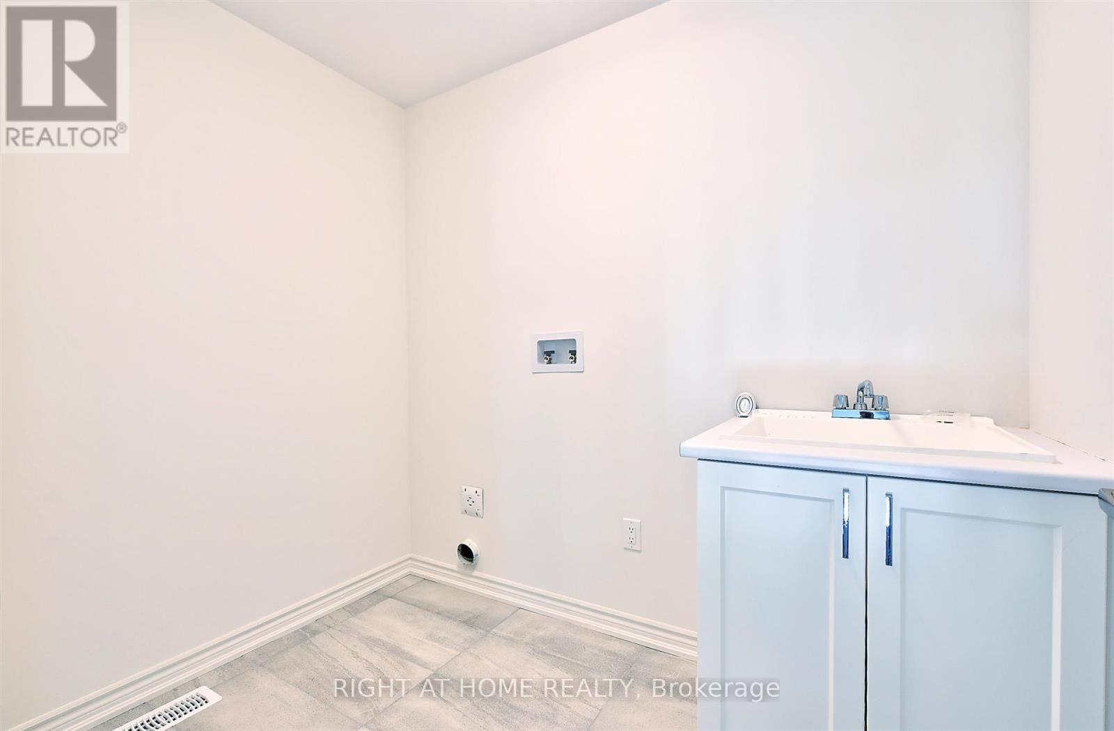 56 Sparrow Way Property Photo 36