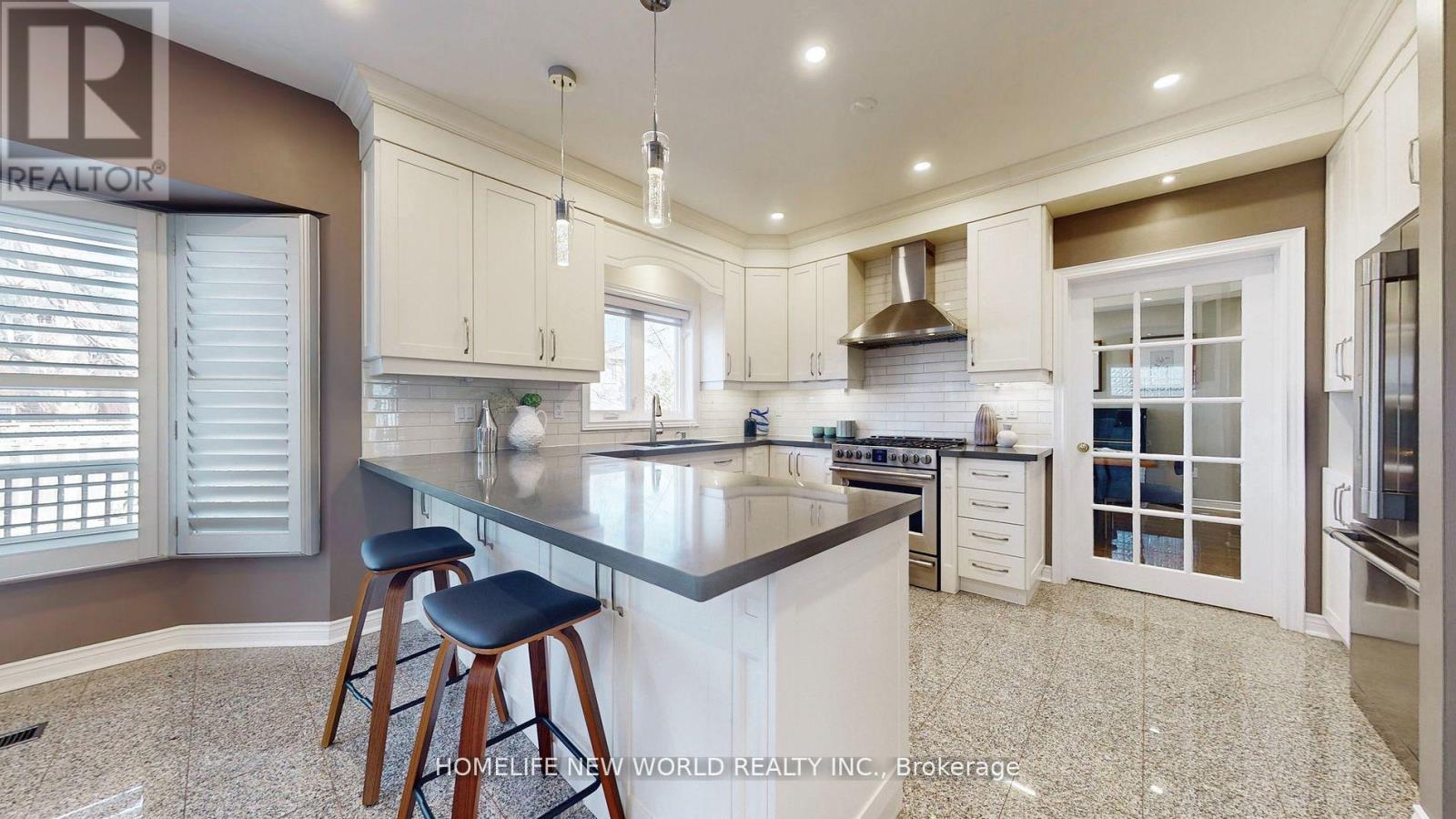 115 Golden Tulip Crescent Property Photo 13