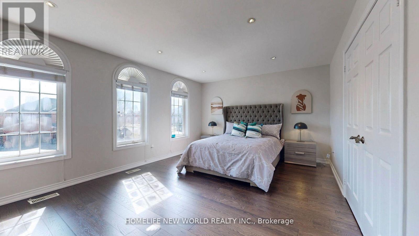 115 Golden Tulip Crescent Property Photo 26