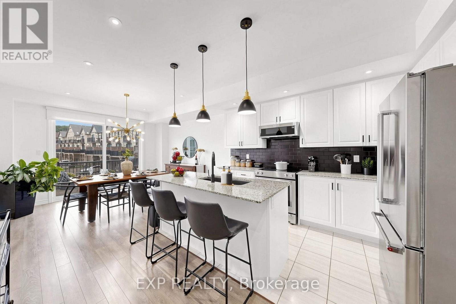75 Cornell Centre Boulevard Property Photo 7