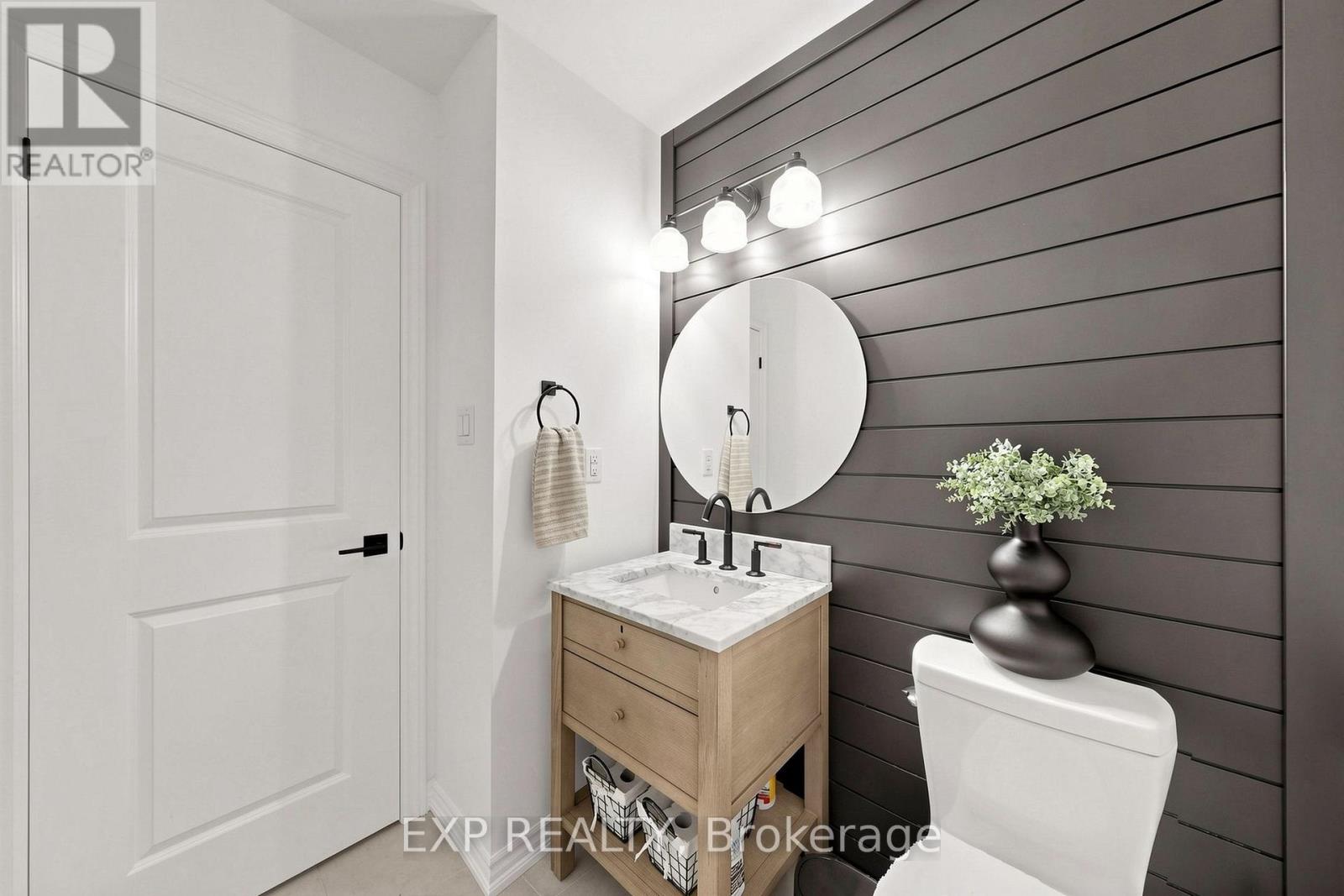 75 Cornell Centre Boulevard Property Photo 11
