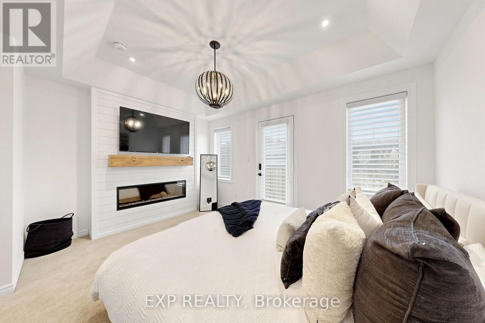 75 Cornell Centre Boulevard Property Photo 13