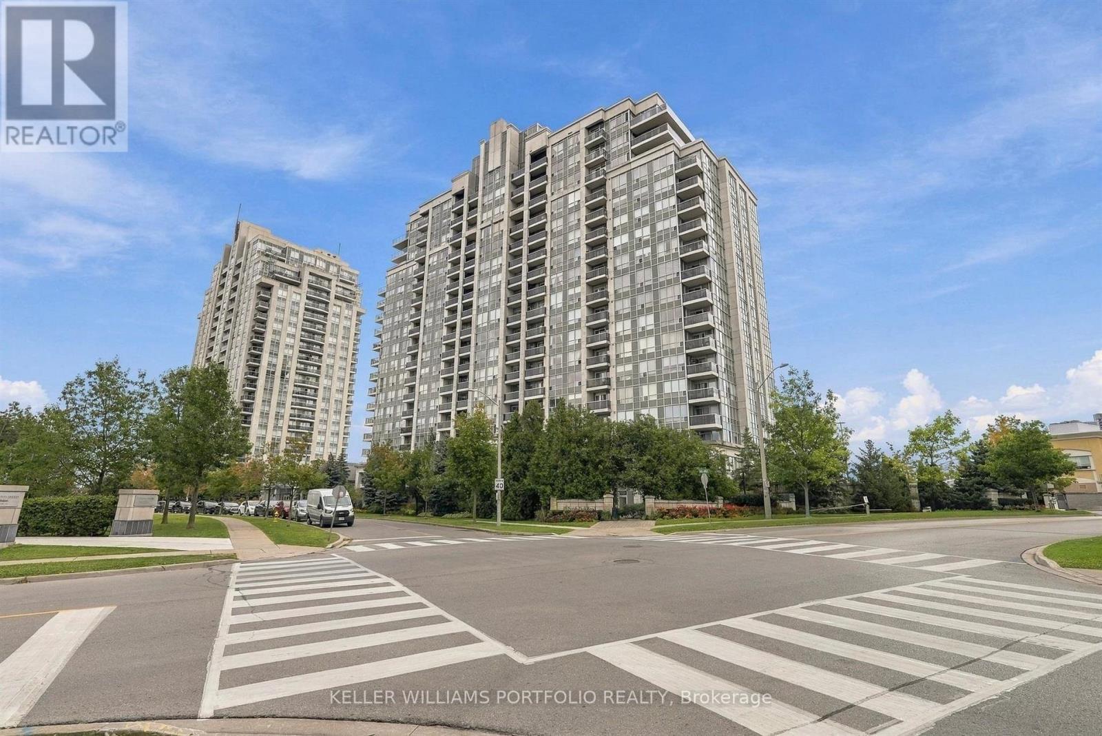 1417 - 15 North Park Road Property Photo 2