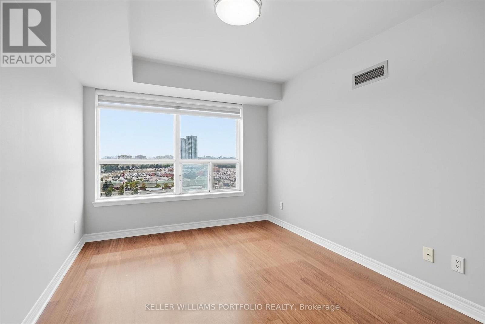 1417 - 15 North Park Road Property Photo 18