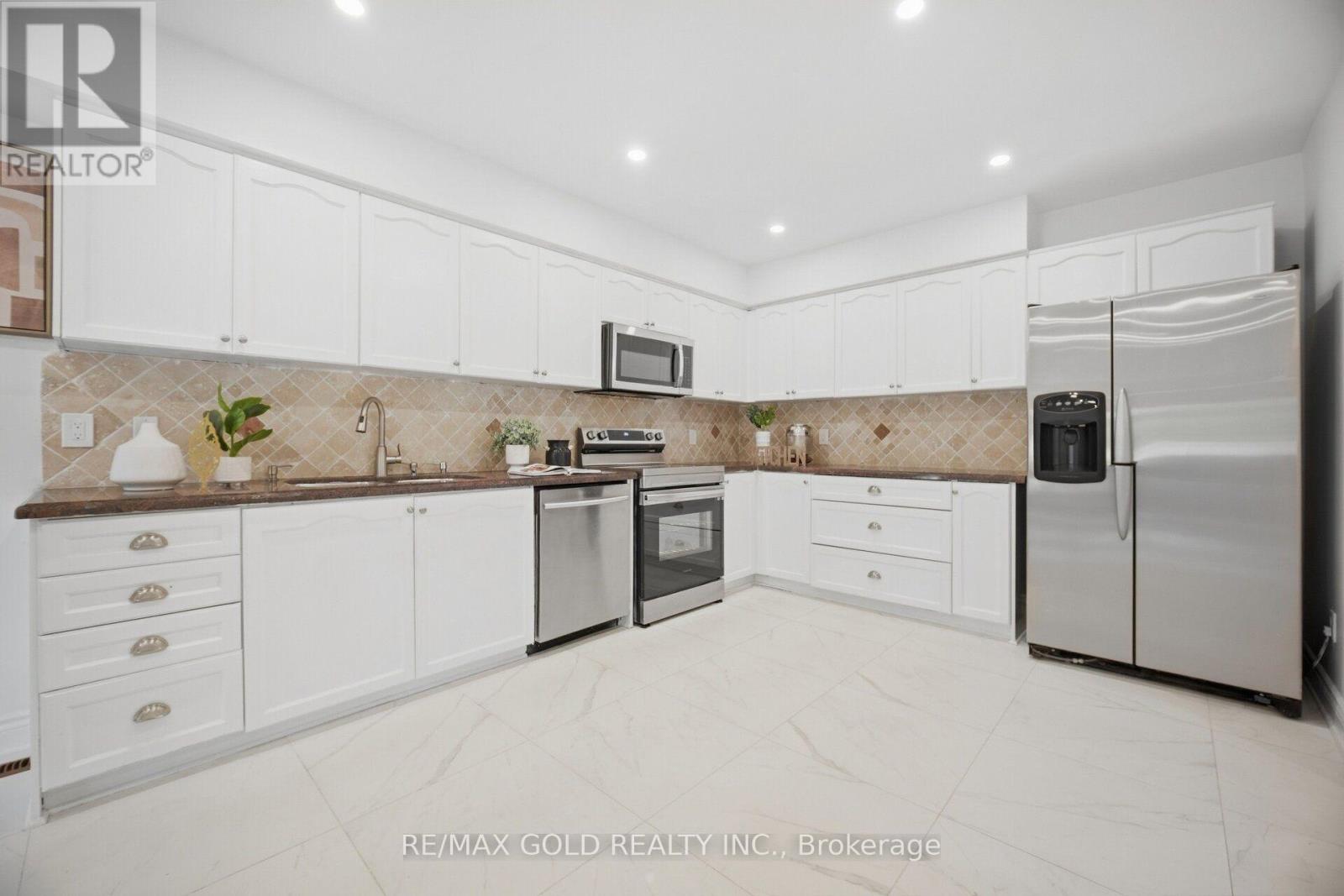 159 Monte Carlo Drive Property Photo 13