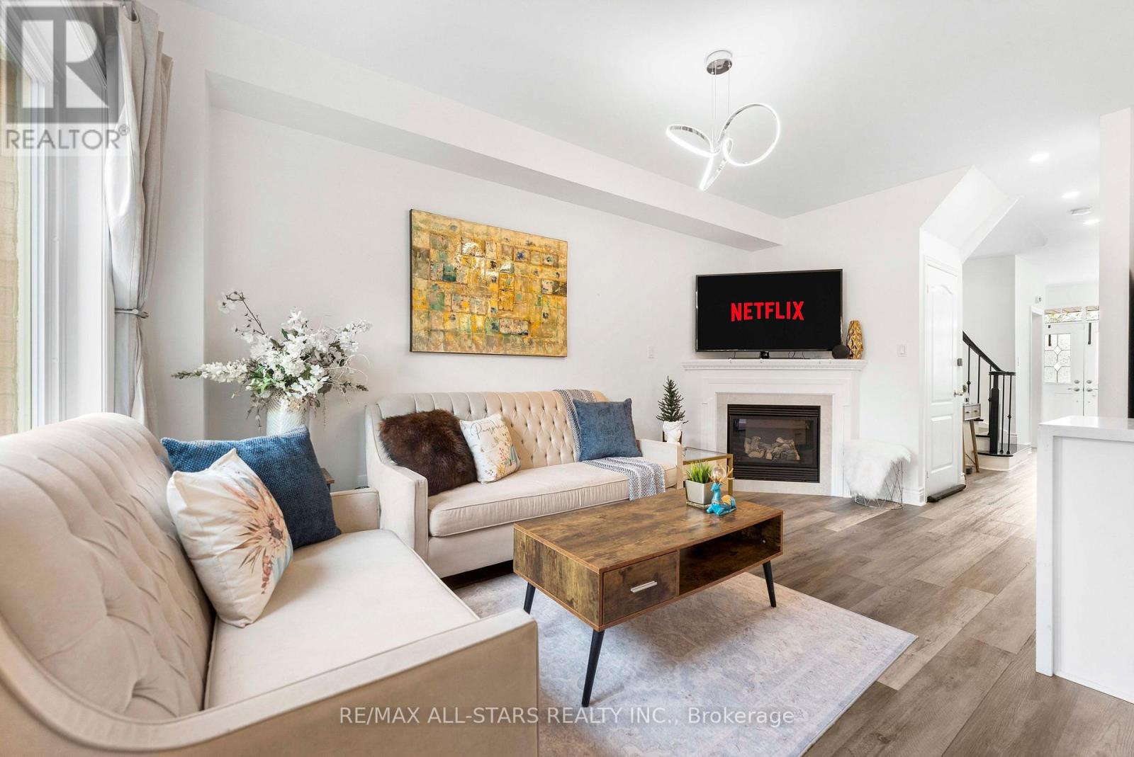 93 Arco Circle Property Photo 10