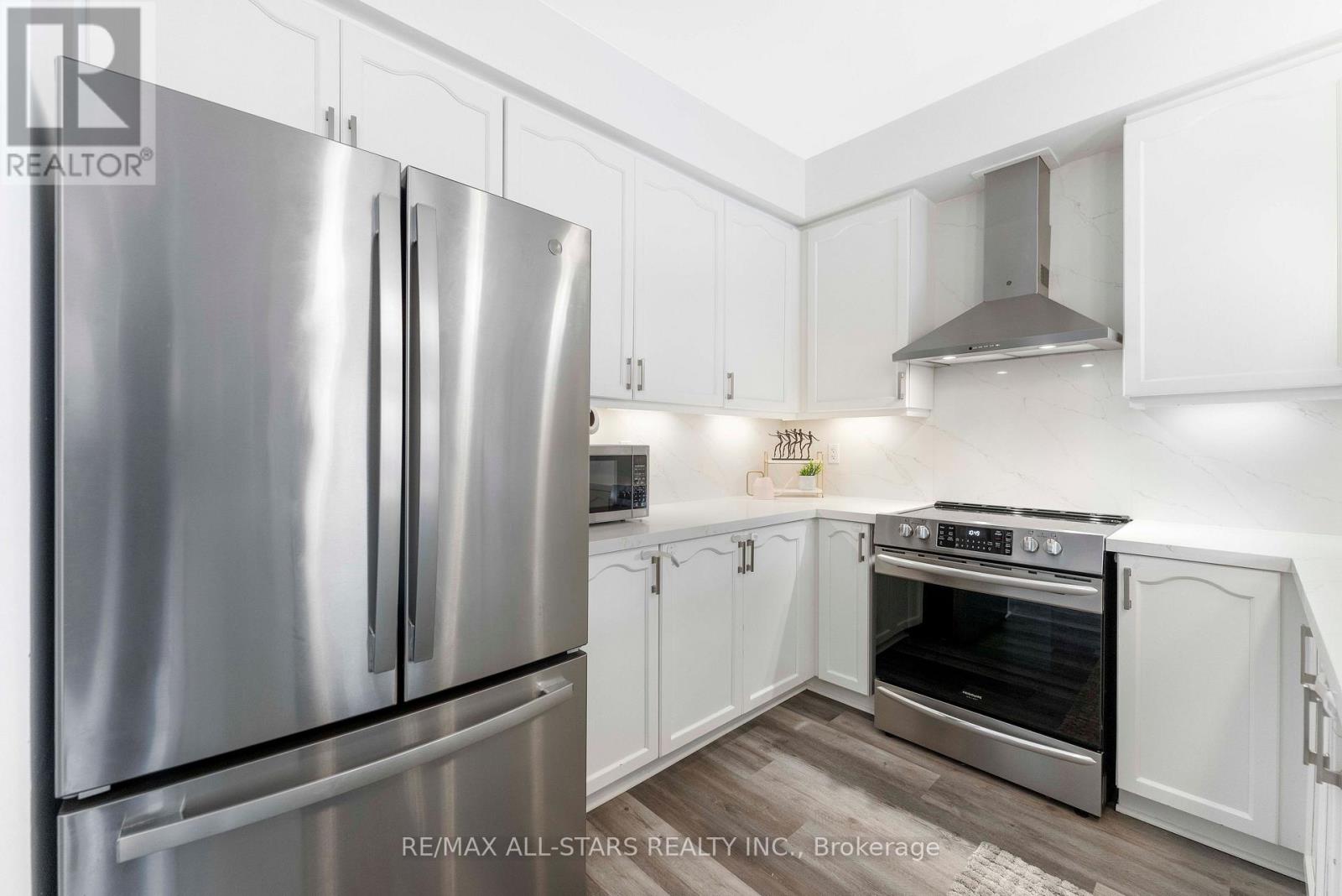 93 Arco Circle Property Photo 17