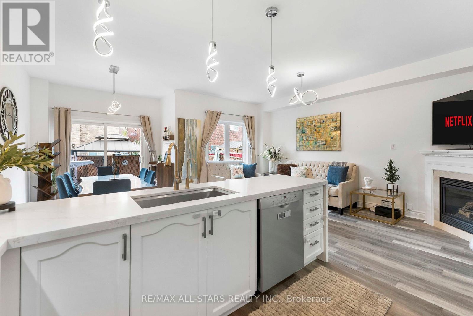 93 Arco Circle Property Photo 19